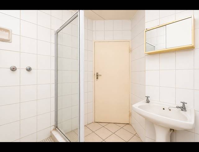 1 BEDROOM APARTMENT FOR SALE IN ELTONHILL
